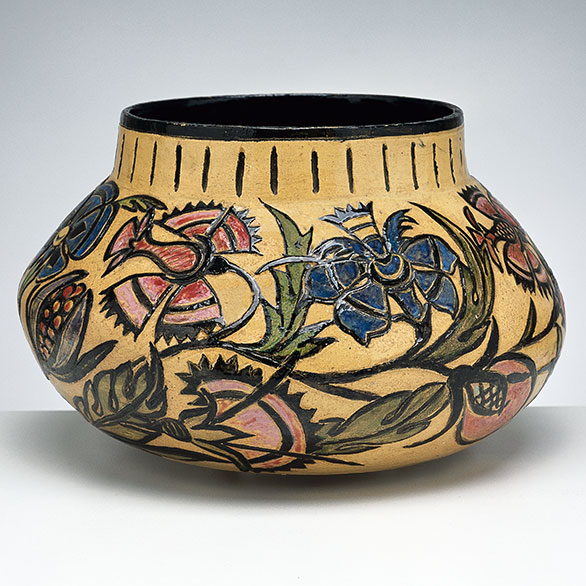 Vase by Maud Poynter – <em>pioneering studio potter</em>
